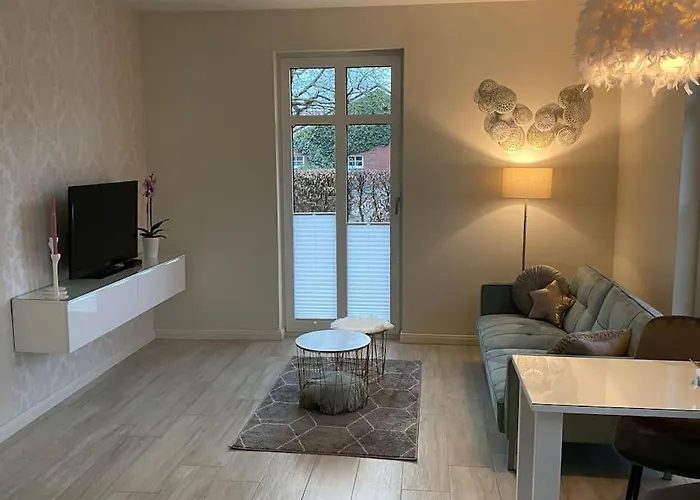 Schoene Ferienwohnung Im Ergeschoss Mit Terrasse