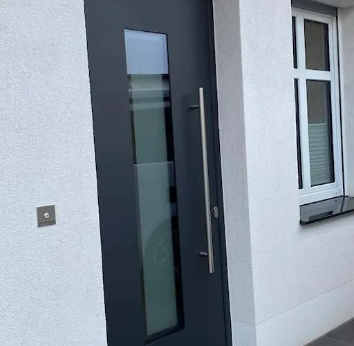 Schoene Ferienwohnung Im Ergeschoss Mit Terrasse