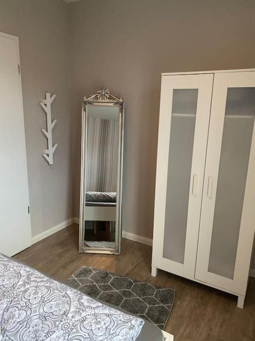 Apartment Schoene Im Ergeschoss Mit Terrasse